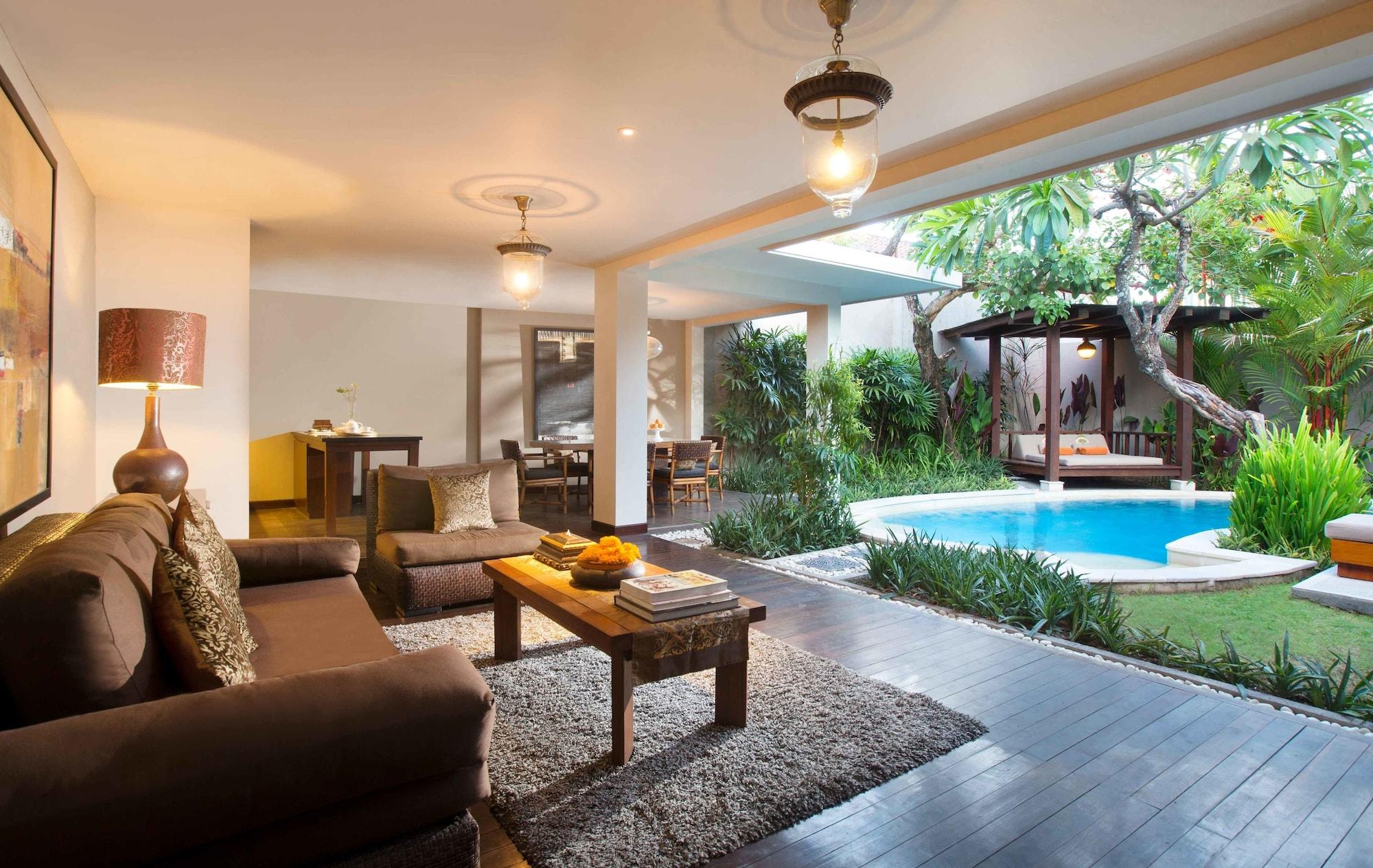 Alaya Dedaun Kuta Villa Legian Buitenkant foto