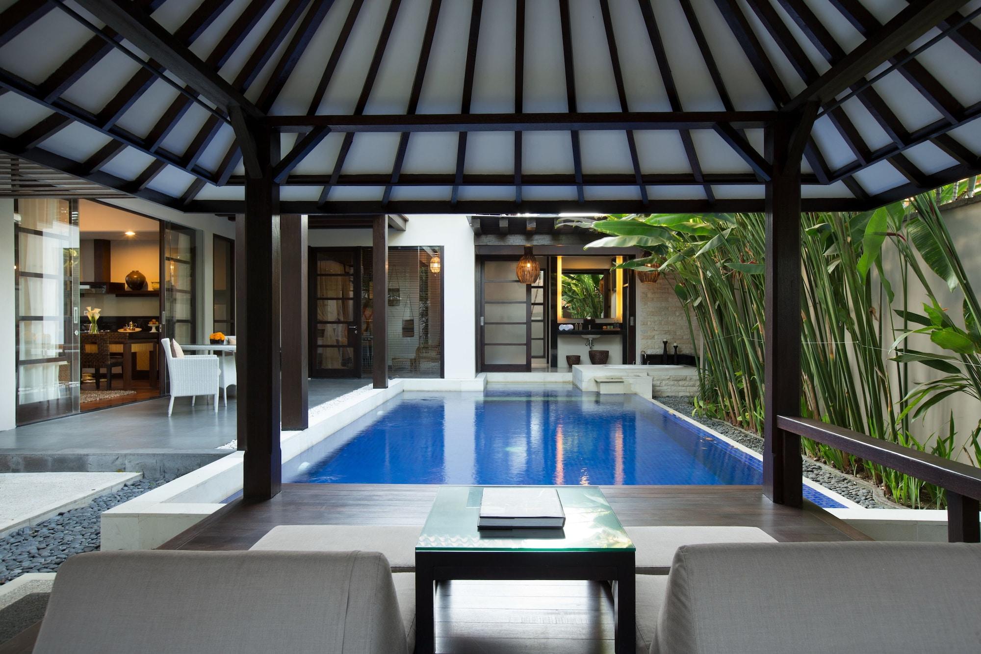 Alaya Dedaun Kuta Villa Legian Buitenkant foto