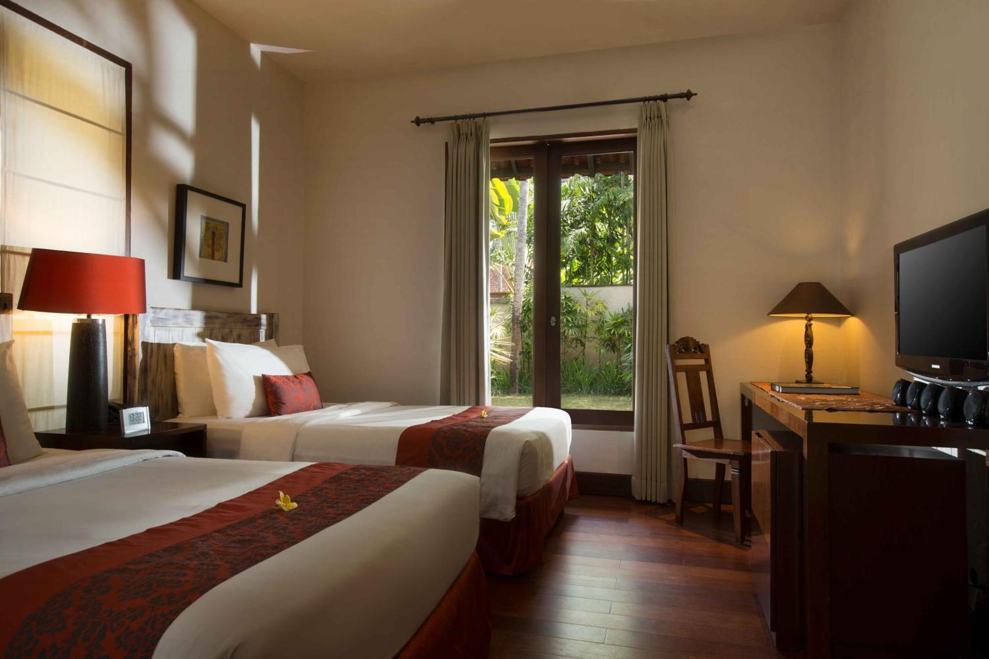 Alaya Dedaun Kuta Villa Legian Buitenkant foto