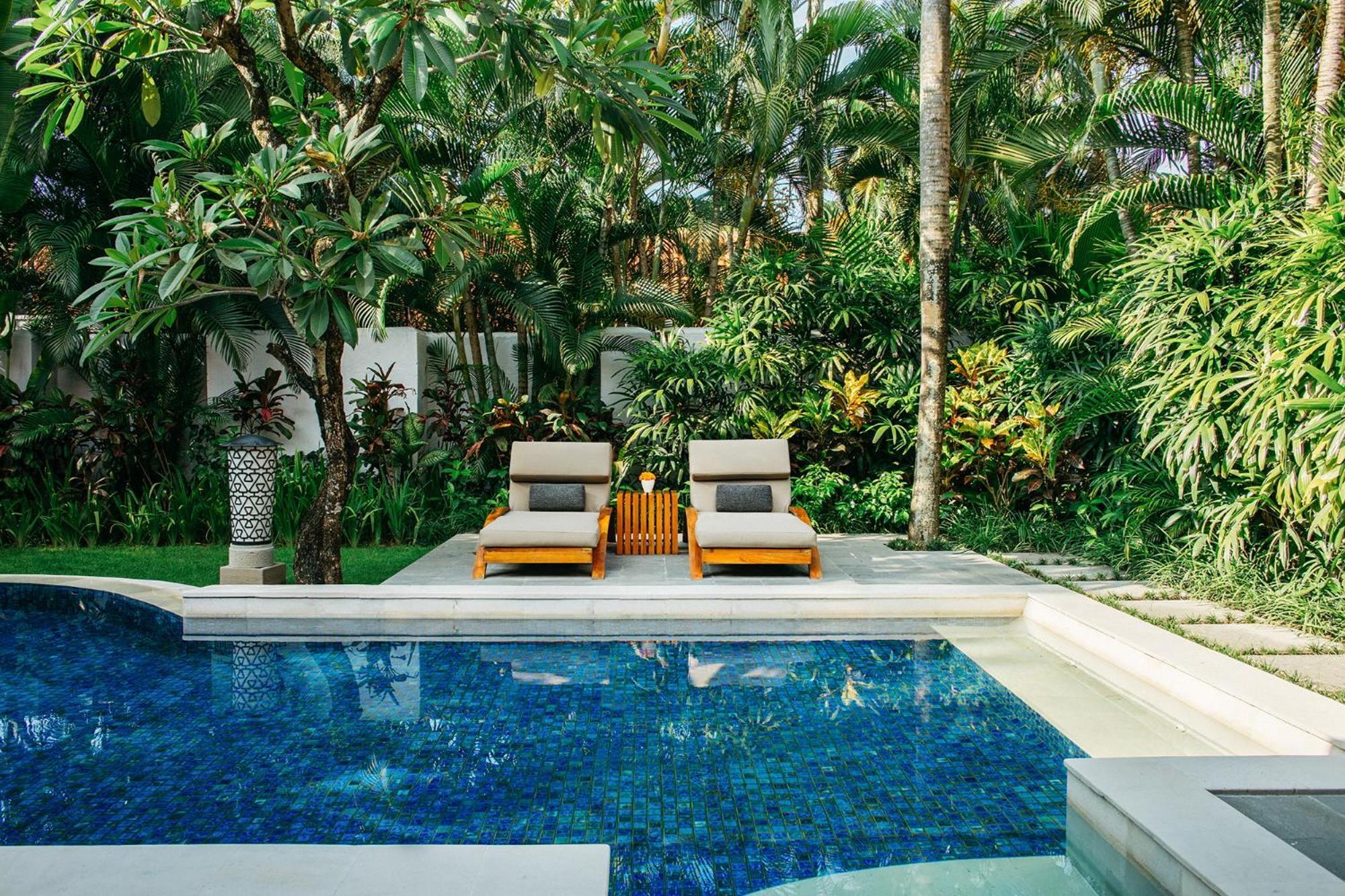 Alaya Dedaun Kuta Villa Legian Buitenkant foto