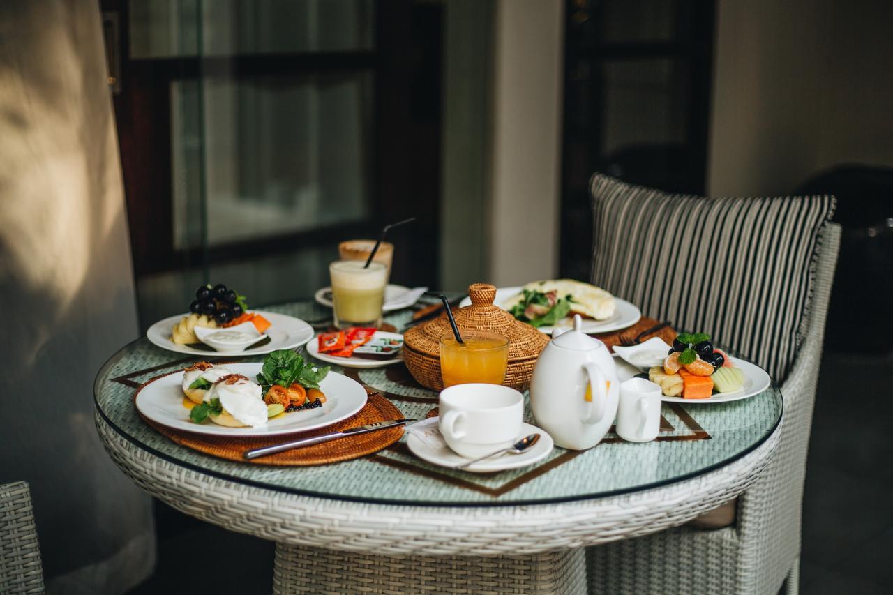 Alaya Dedaun Kuta Villa Legian Buitenkant foto